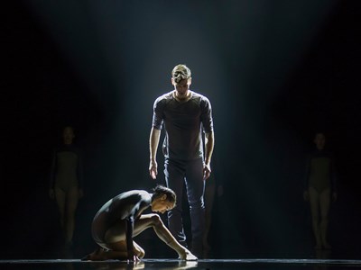 Andrew Murdock in Alejandro Cerrudo's NIEBLA