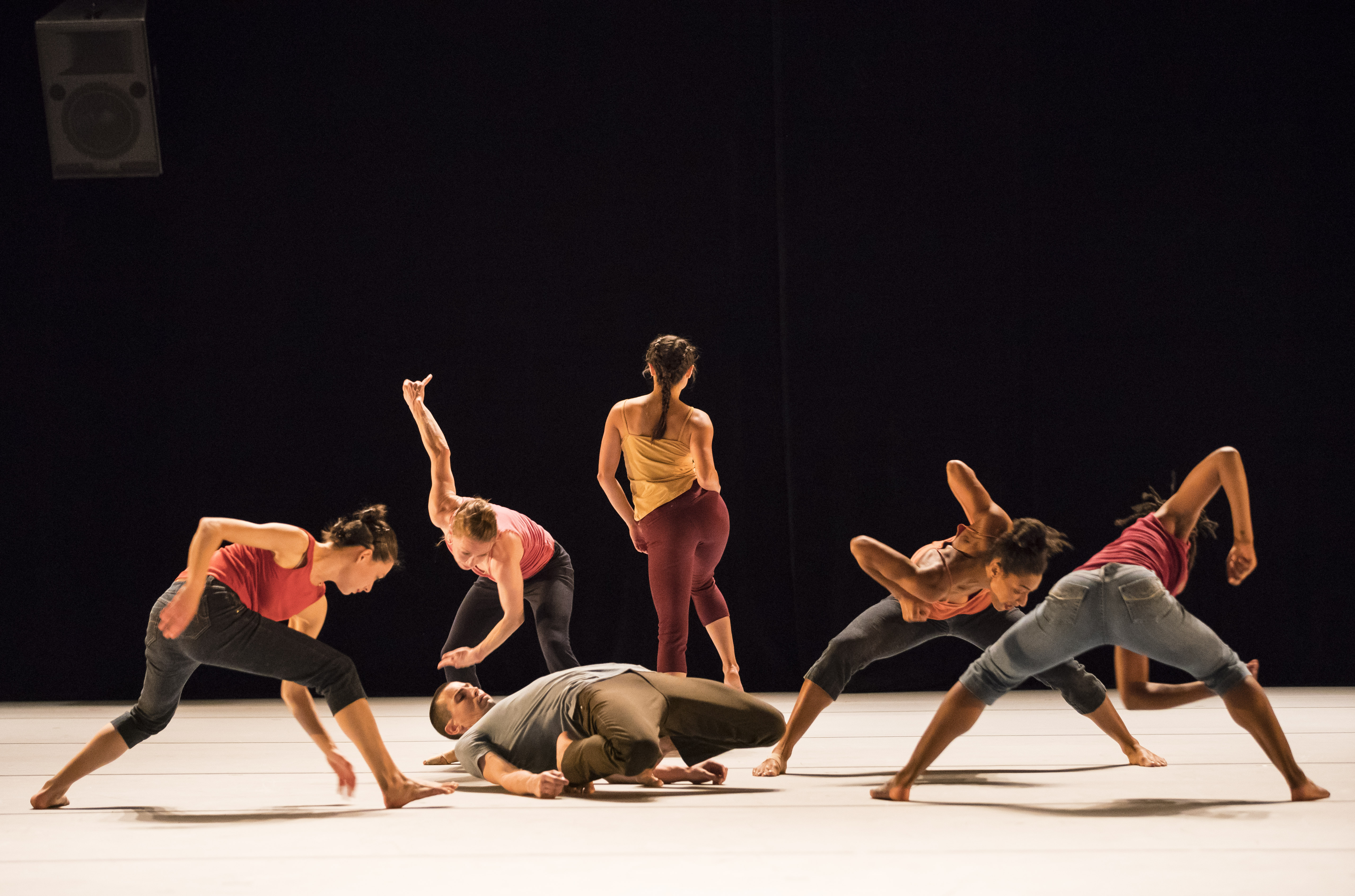 софья маймула балет. новое искусство танец. контемпорари танец. современный театр. театр современного танца.